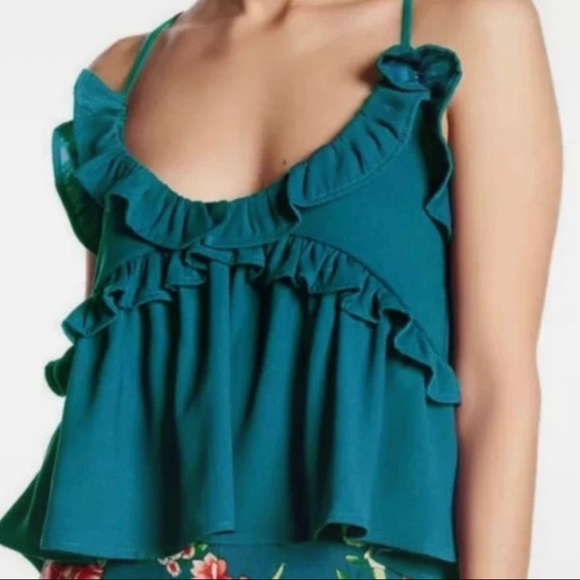 Romeo & Juliet Couture turquoise ruffled crop top with lace up back / M / EUC - Picture 3 of 17